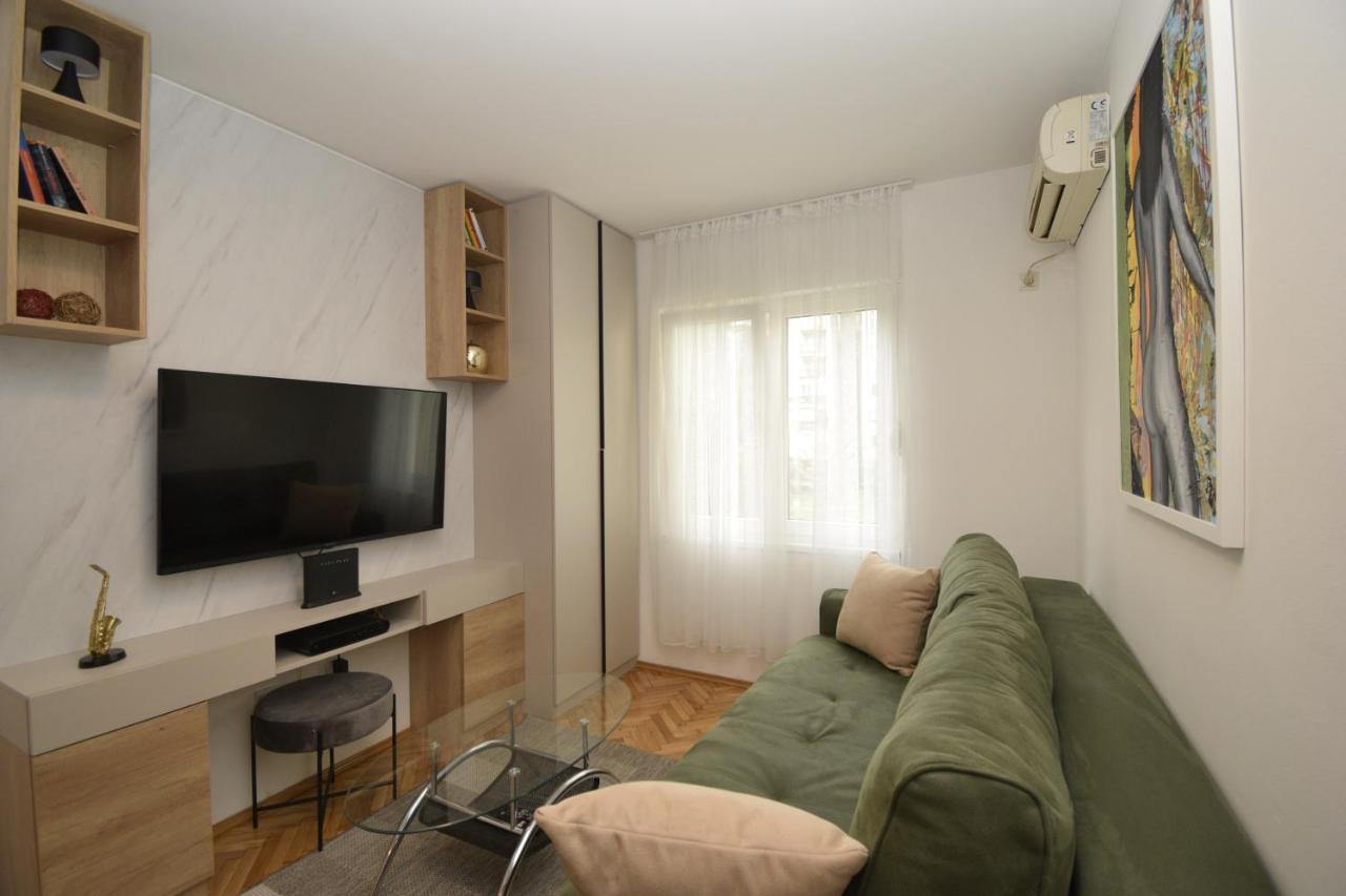Studio Apartment Art Zone 波德戈里察 外观 照片